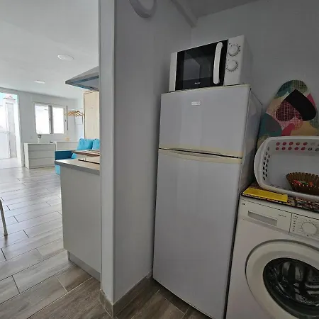 El Caramelito 2 Estudio Con Cama Abatible Apartmán