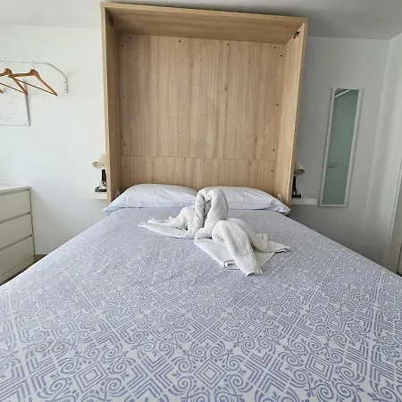Apartmán El Caramelito 2 Estudio Con Cama Abatible