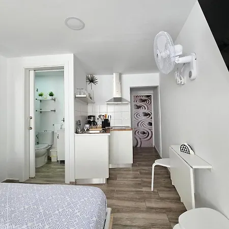 El Caramelito 2 Estudio Con Cama Abatible * San Bartolomé