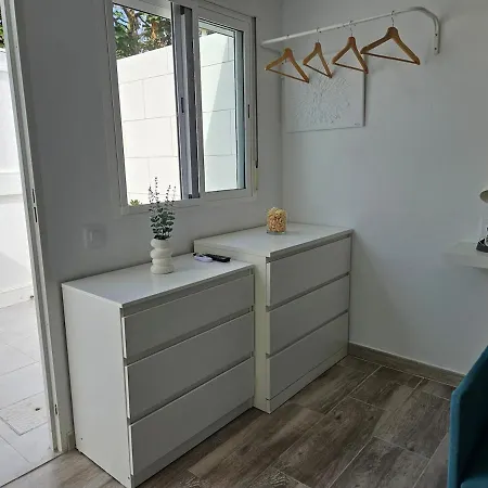 El Caramelito 2 Estudio Con Cama Abatible 公寓